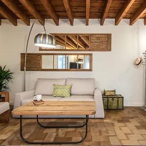 https://santa-maria-apartments.es-andalucia.com